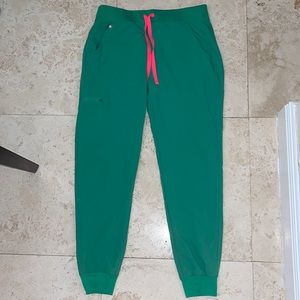 Safety green Zamora figs small regular